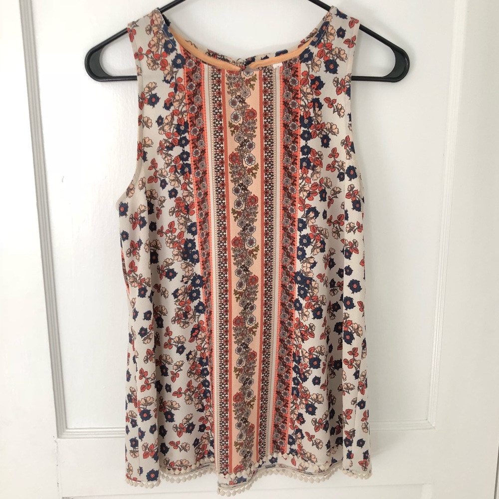 Xhilaration Floral Small Tank Top